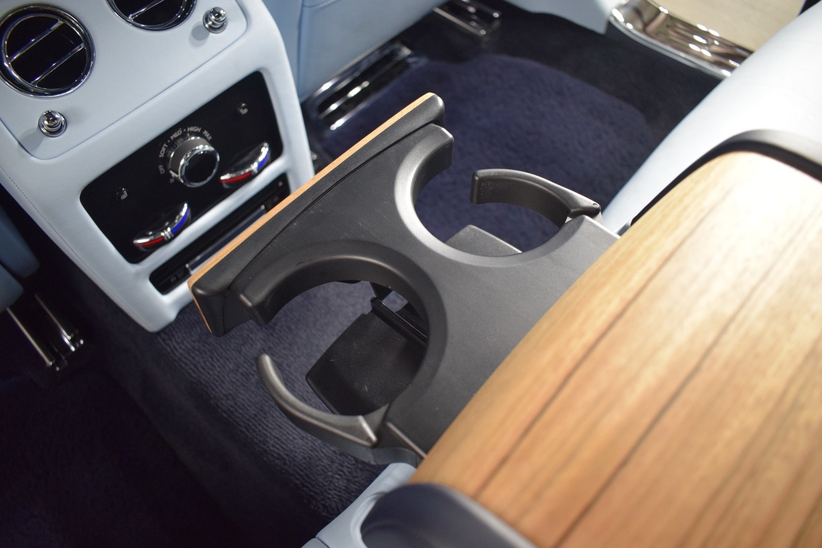 Thumbnail: 2021 Rolls-Royce Ghost - 25