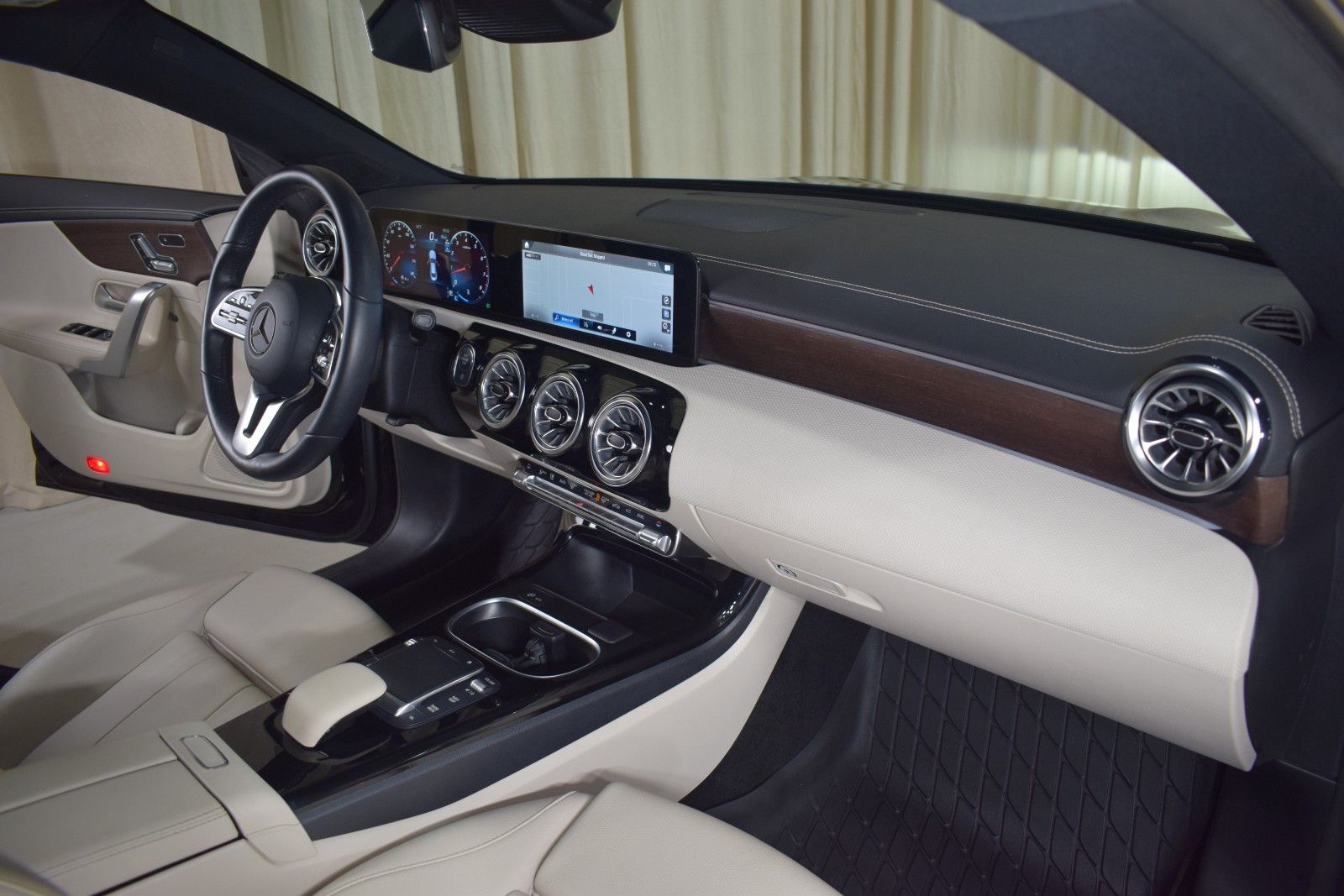 Thumbnail: 2023 Mercedes-Benz CLA - 24