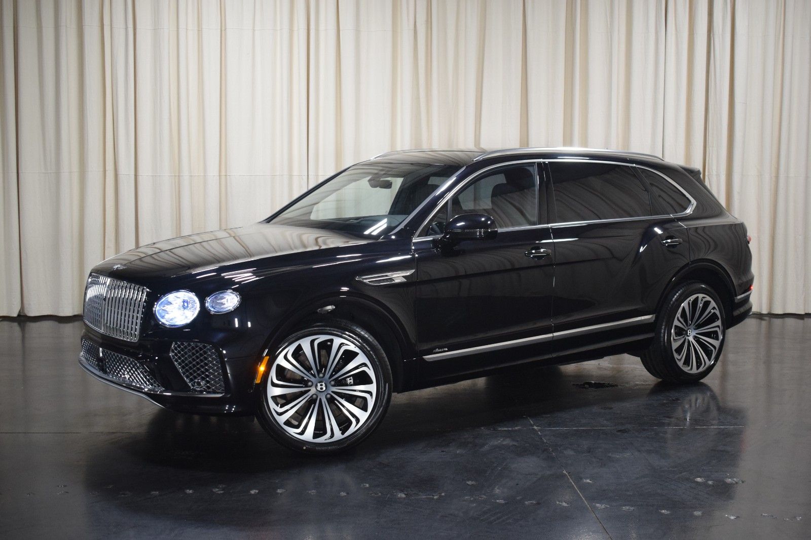2024 Bentley Bentayga Azure -
                  Troy, MI