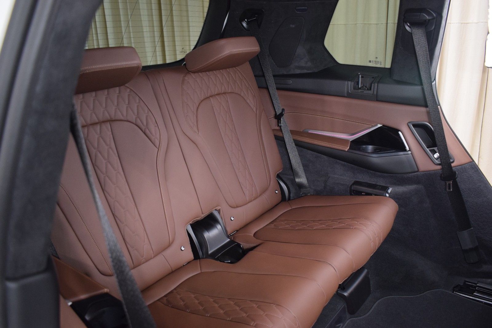 Thumbnail: 2026 BMW X7 - 18