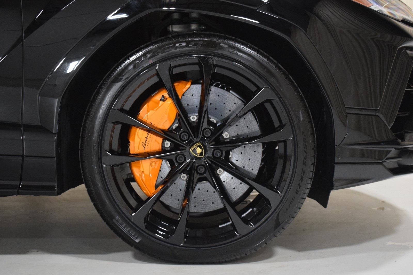 Thumbnail: 2024 Lamborghini Urus - 15