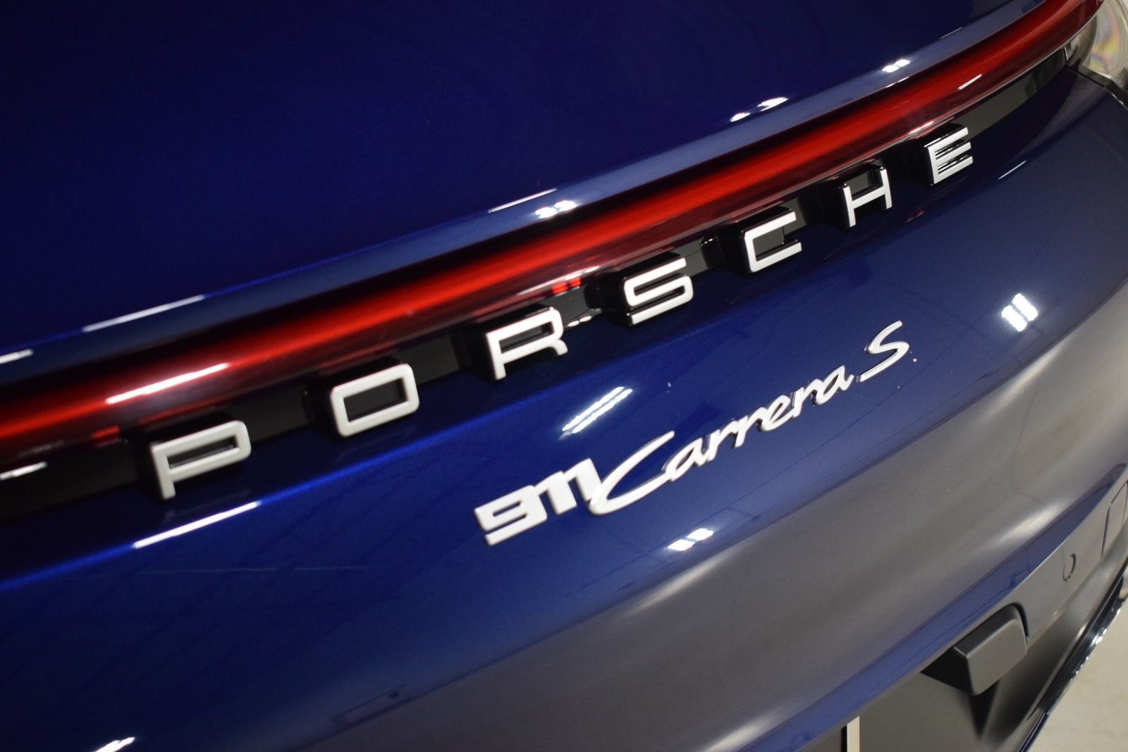 Thumbnail: 2023 Porsche 911 - 11