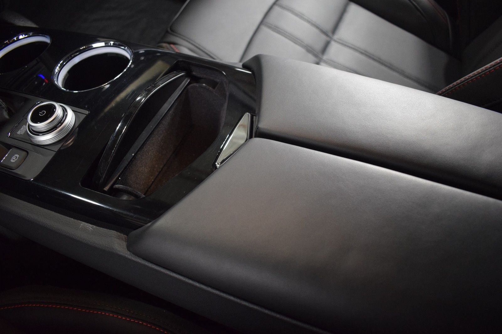 Thumbnail: 2024 Maserati Quattroporte - 36