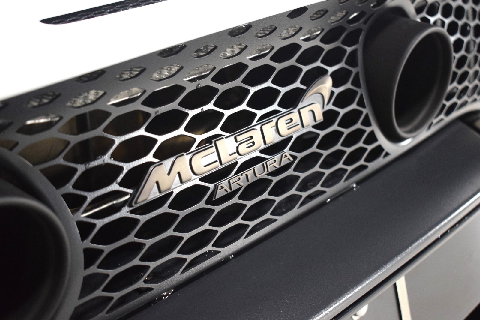 2025 Mclaren Artura  12