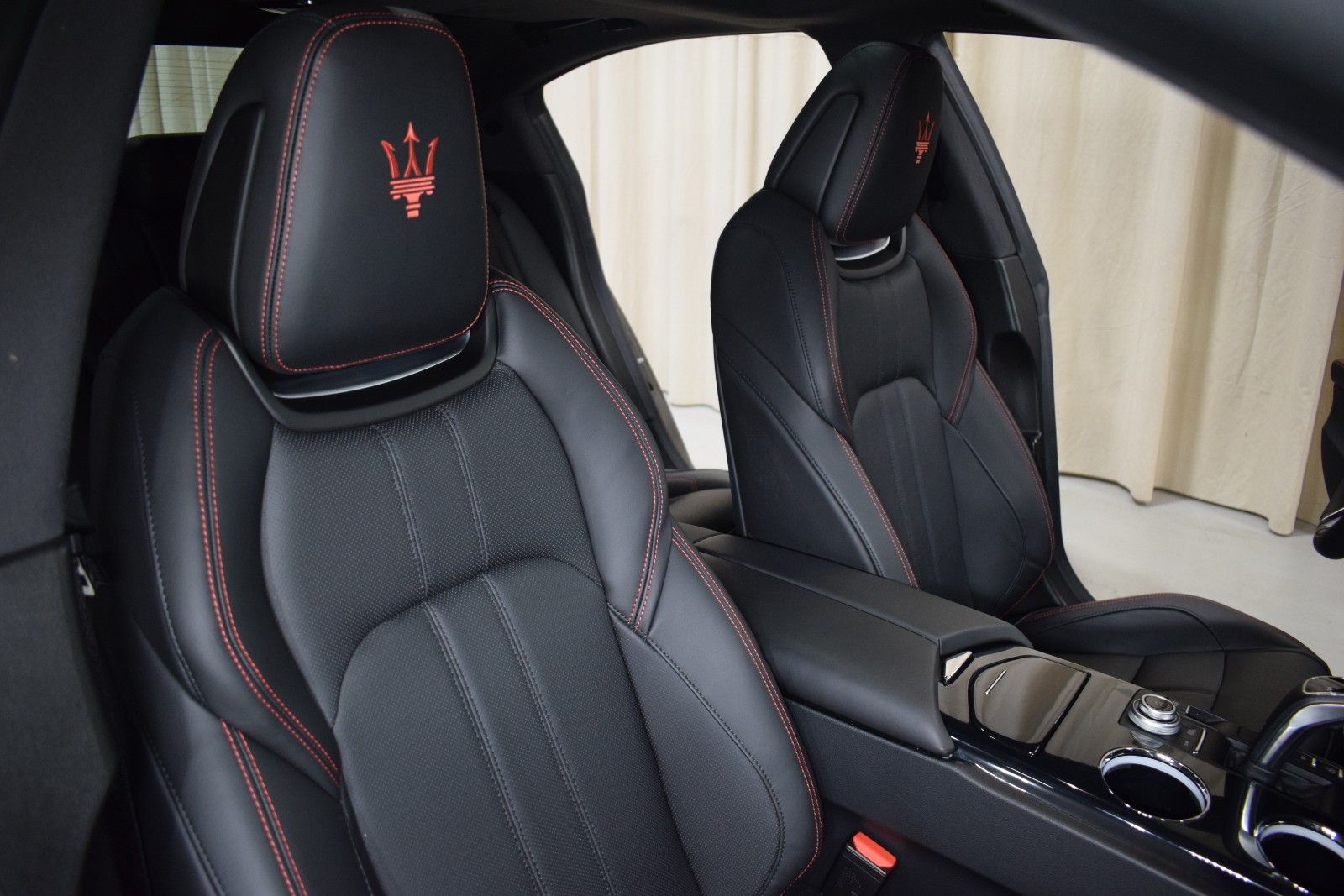 Thumbnail: 2024 Maserati Ghibli - 23