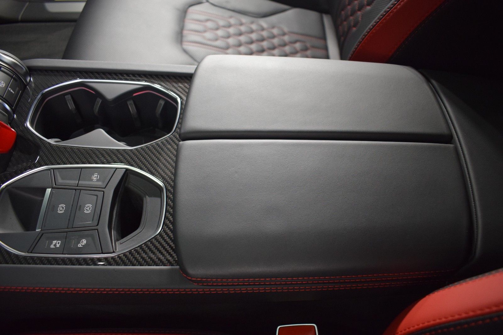 Thumbnail: 2024 Lamborghini Urus - 35