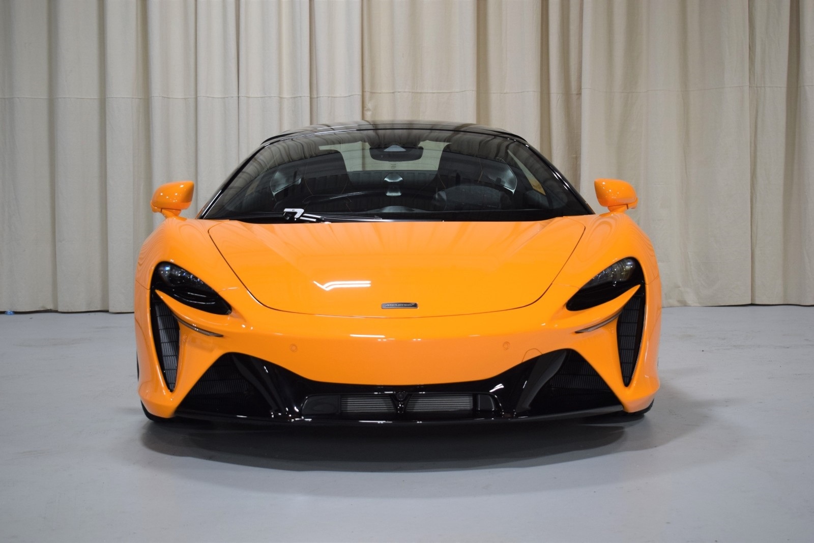 Thumbnail: 2025 Mclaren Artura - 8