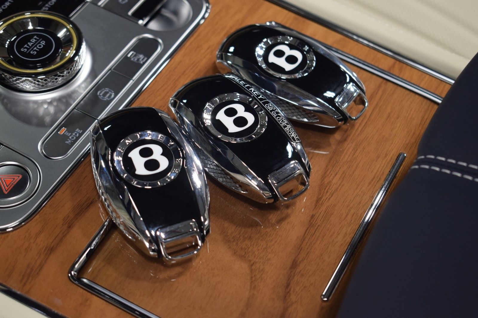 Thumbnail: 2026 Bentley Continental - 39