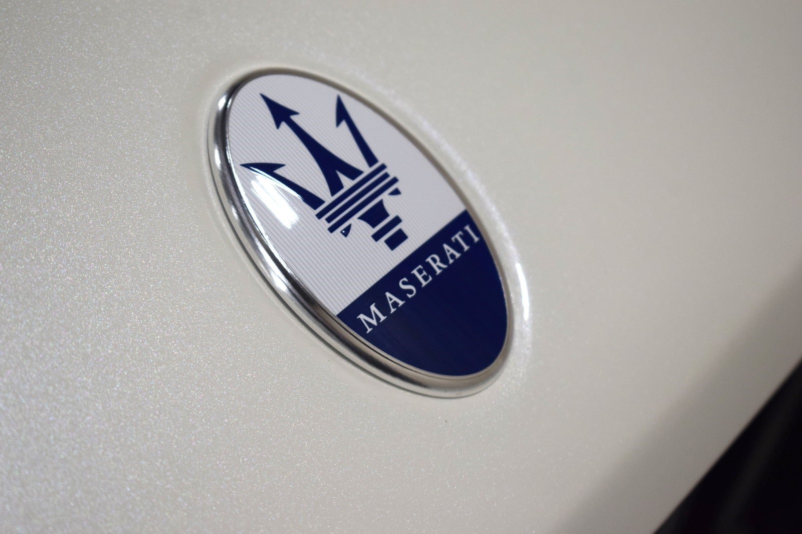 Thumbnail: 2022 Maserati Levante - 3