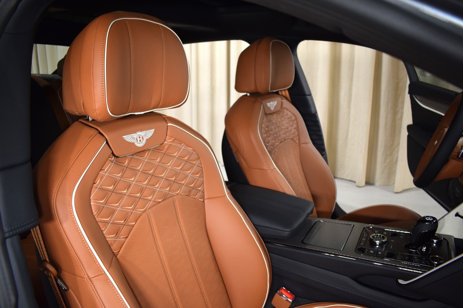 Thumbnail: 2025 Bentley Flying Spur - 26