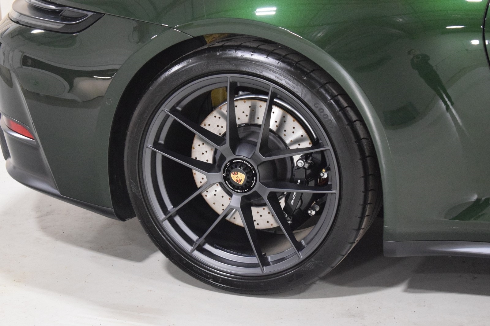 Thumbnail: 2026 Porsche 911 - 17