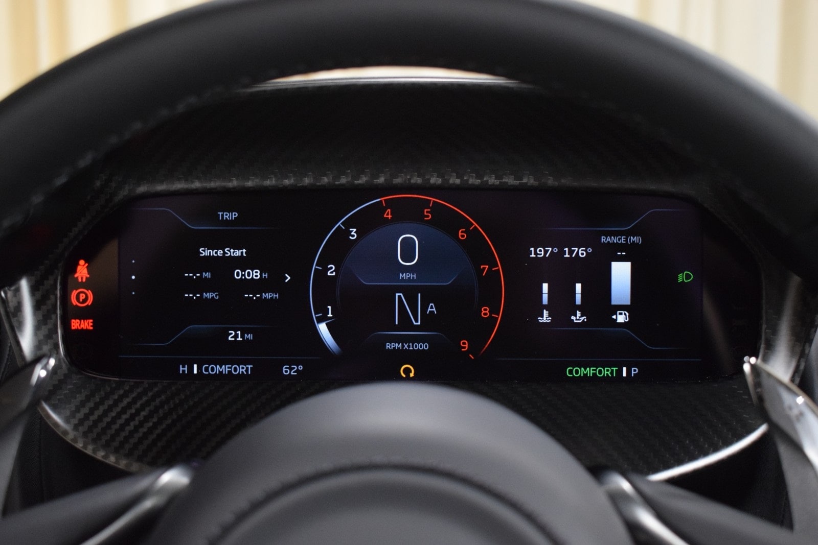 Thumbnail: 2025 Mclaren 750S - 23