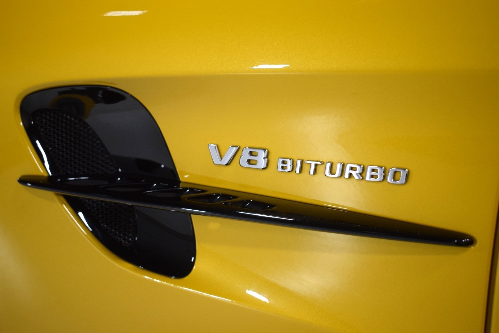Thumbnail: 2020 Mercedes-Benz AMG GT - 3