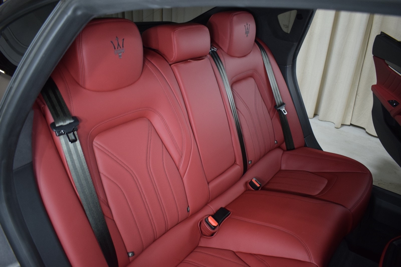 Thumbnail: 2022 Maserati Quattroporte - 20