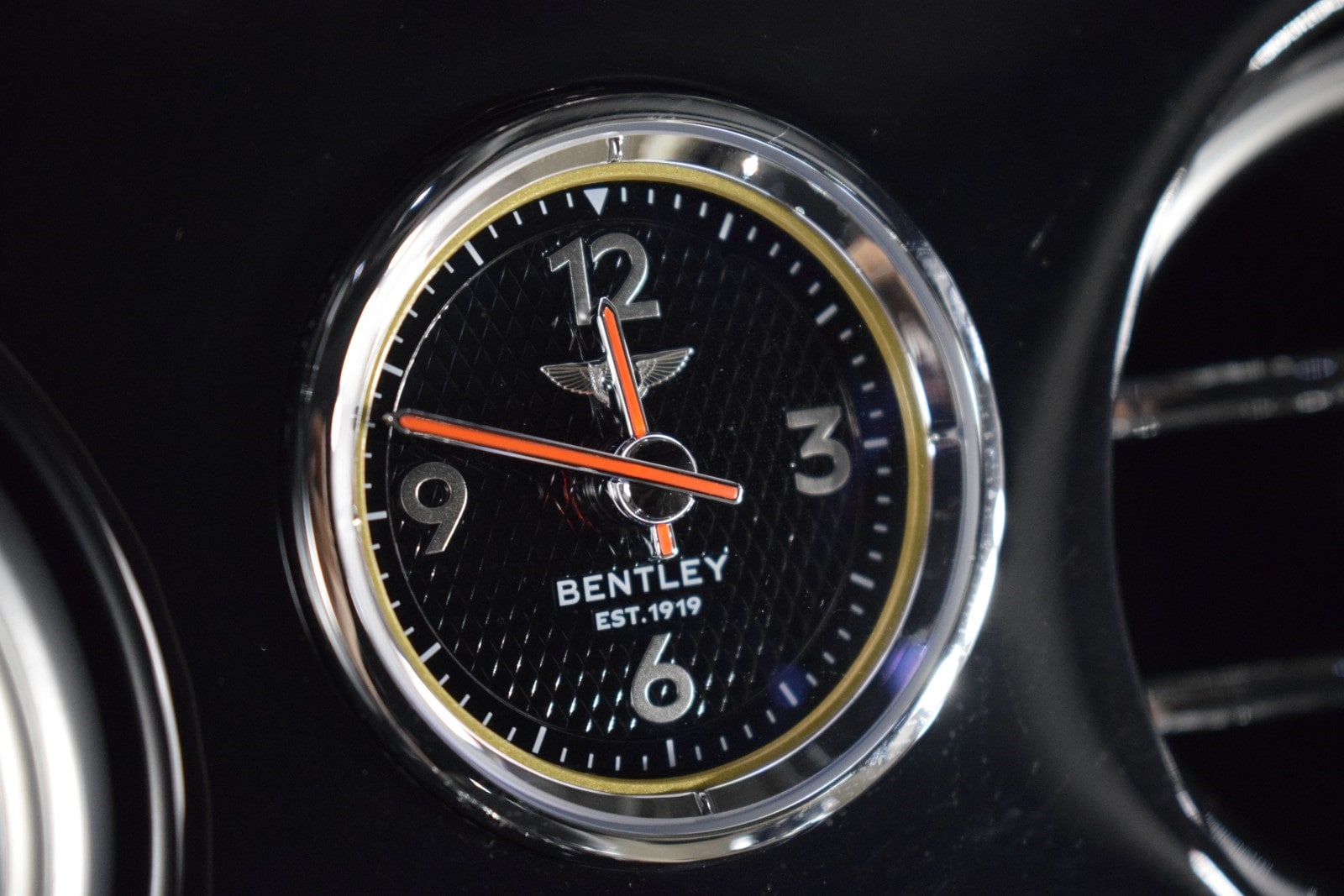 Thumbnail: 2024 Bentley Continental - 32
