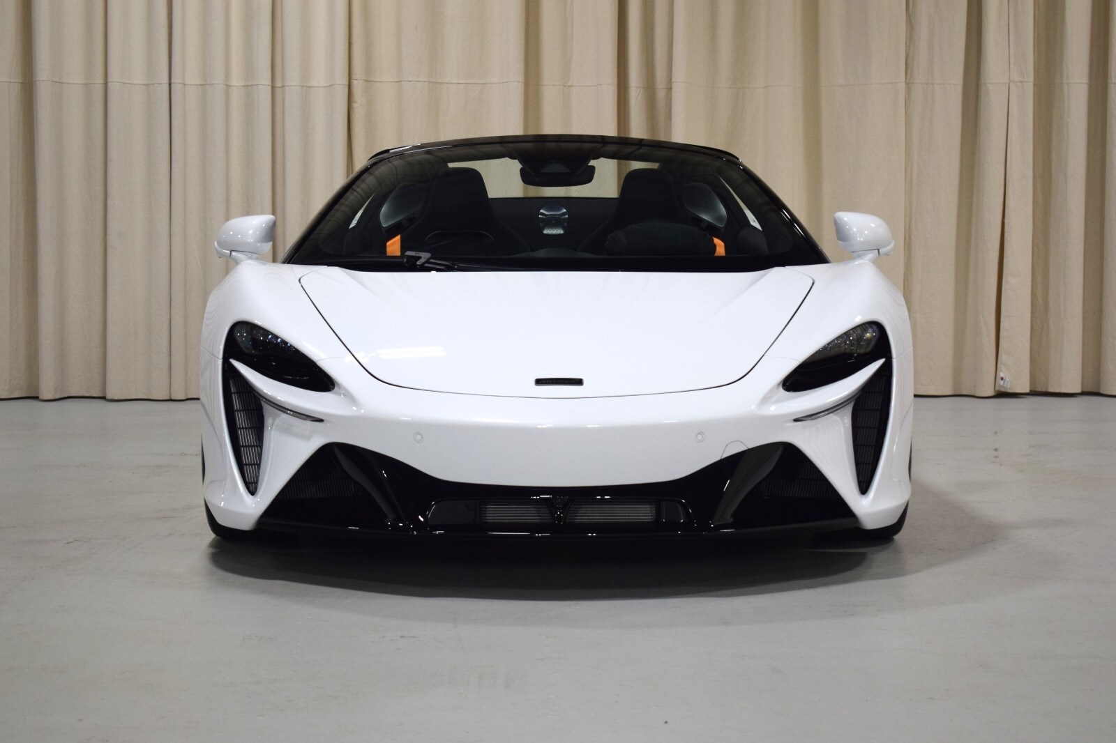 2025 Mclaren Artura  10