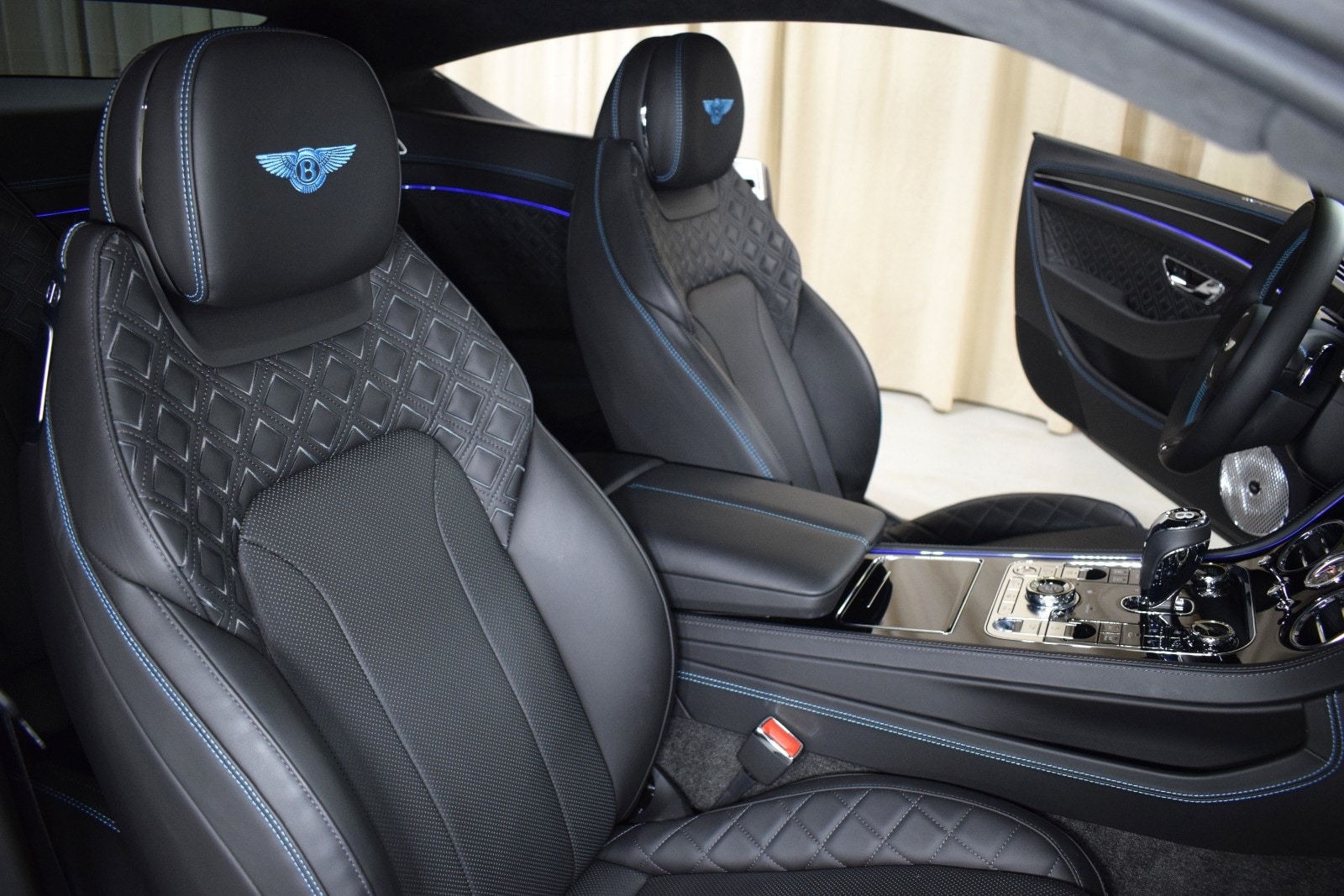 Thumbnail: 2022 Bentley Continental - 23