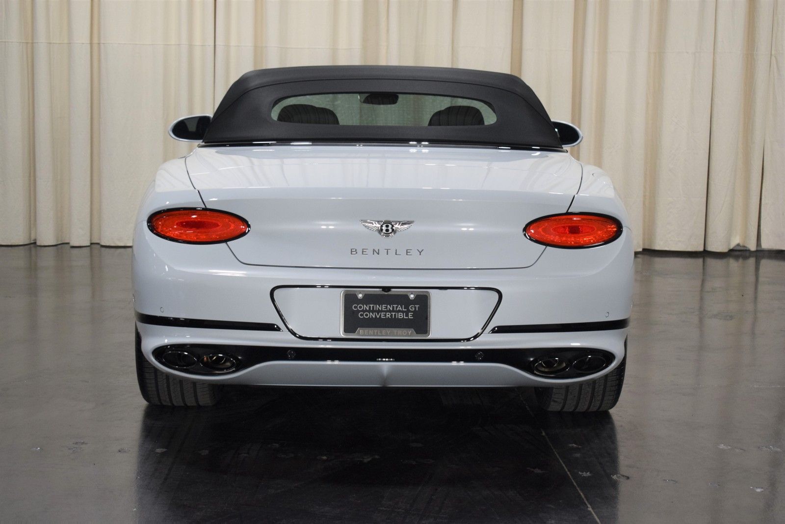 Thumbnail: 2024 Bentley Continental - 11