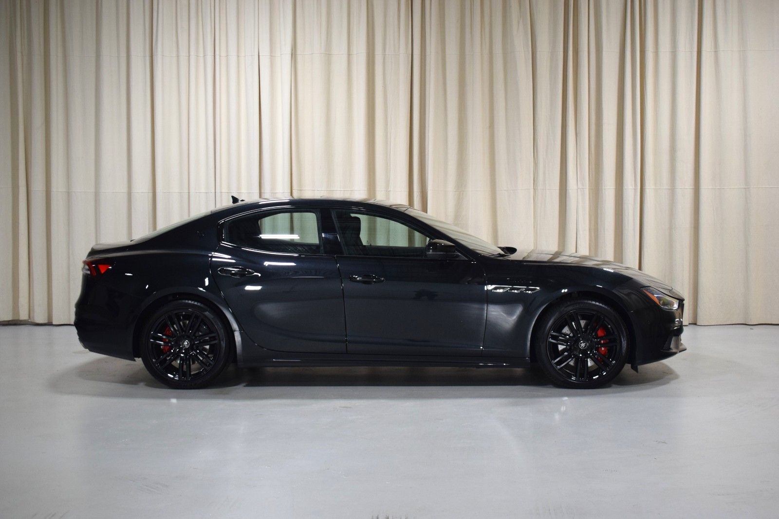 Thumbnail: 2024 Maserati Ghibli - 15