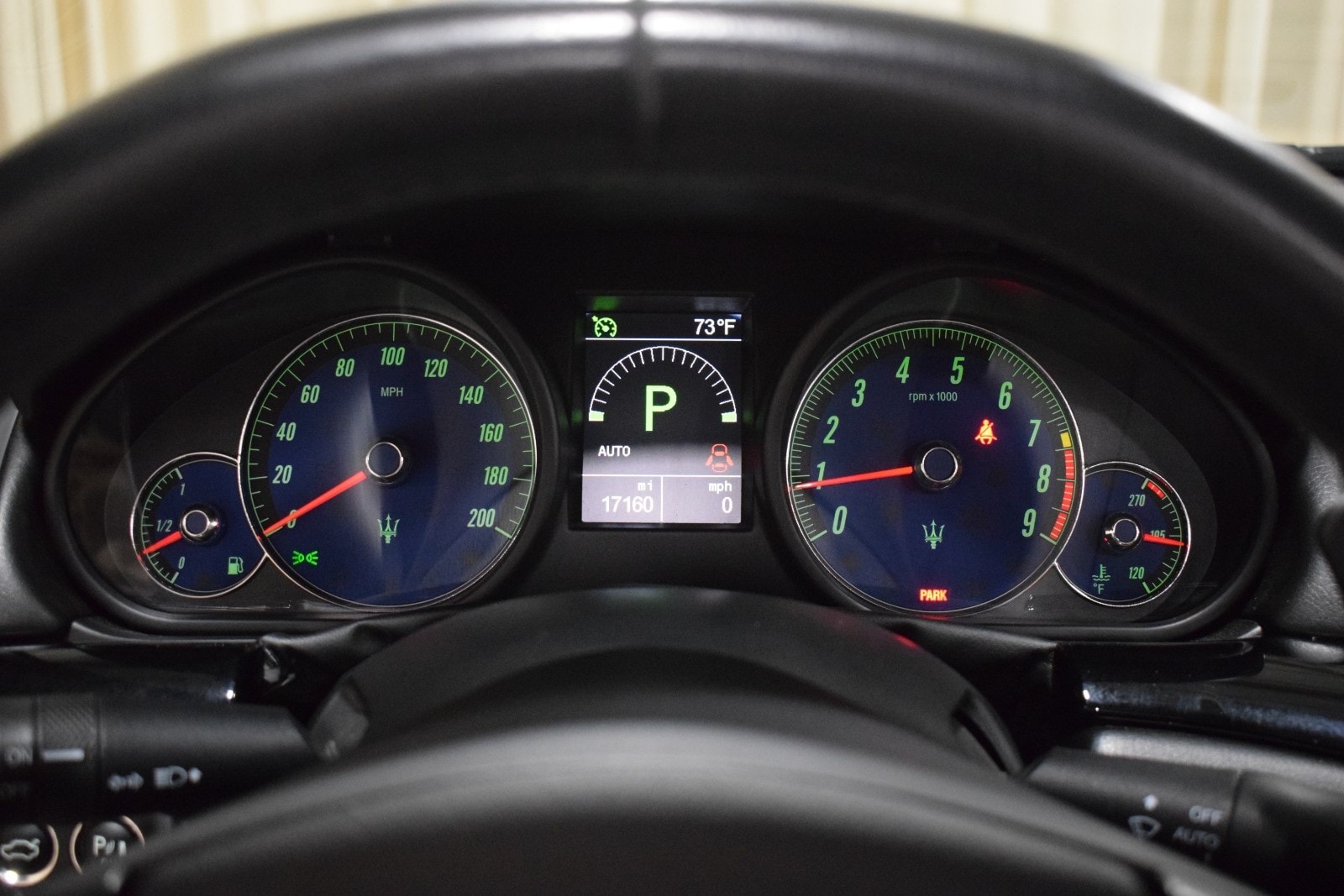 Thumbnail: 2014 Maserati GranTurismo - 29