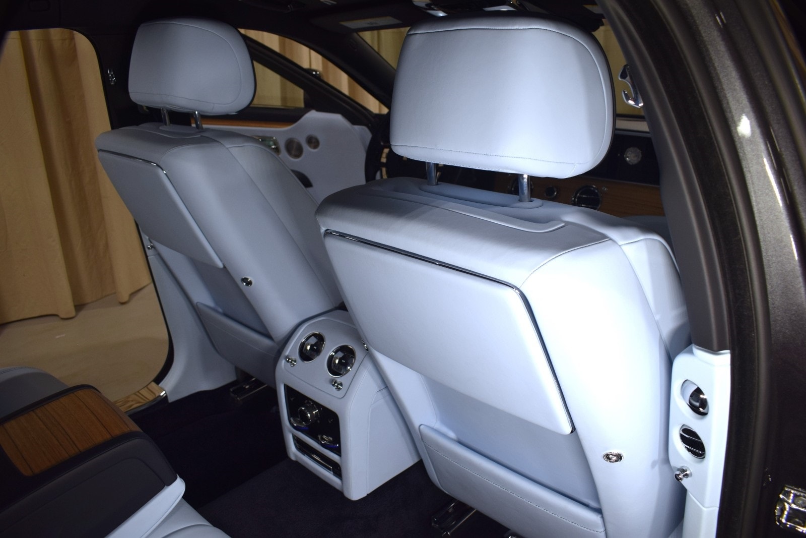Thumbnail: 2021 Rolls-Royce Ghost - 21