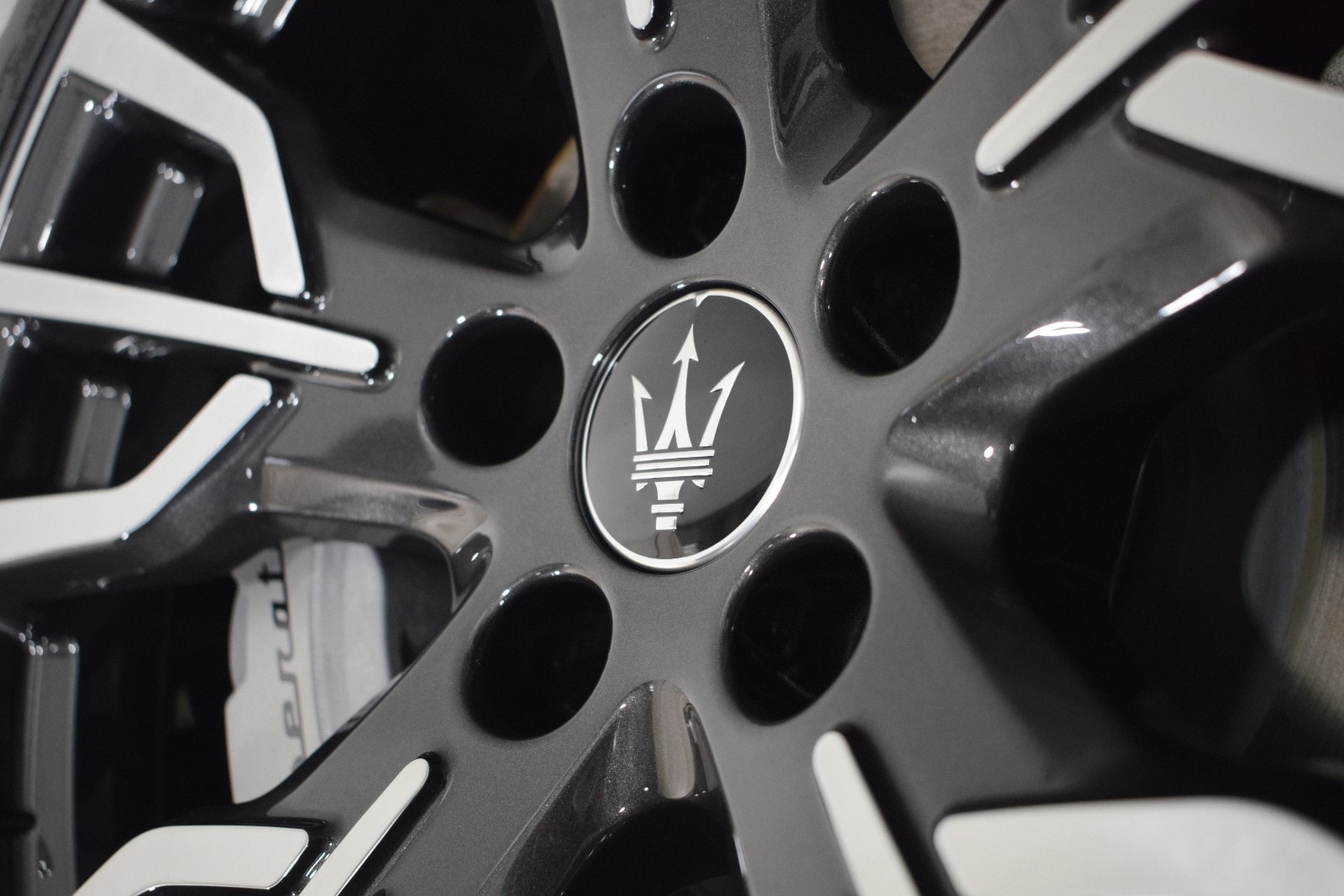 Thumbnail: 2025 Maserati Grecale - 17