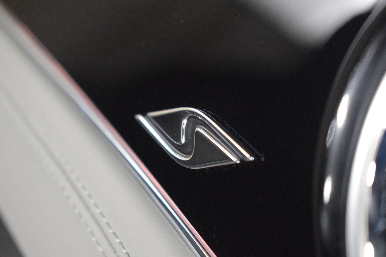 Thumbnail: 2024 Bentley Continental - 29