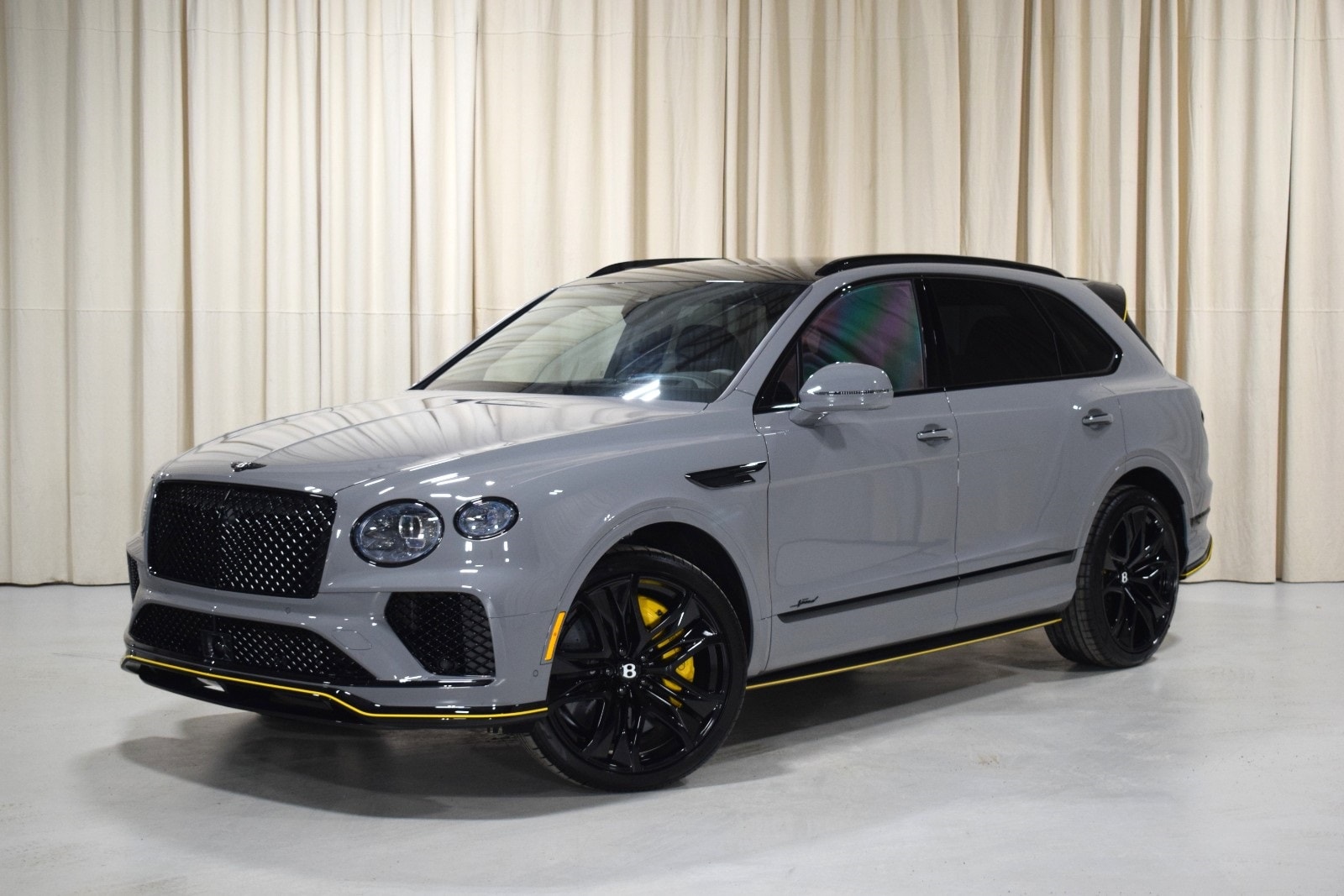 2026 Bentley Bentayga Speed's photo