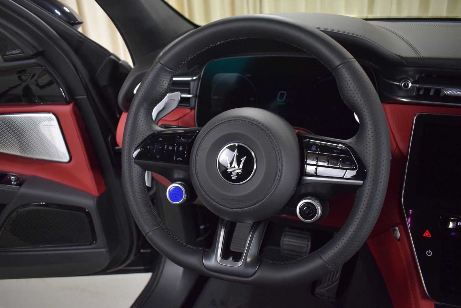 Thumbnail: 2025 Maserati Grecale - 28