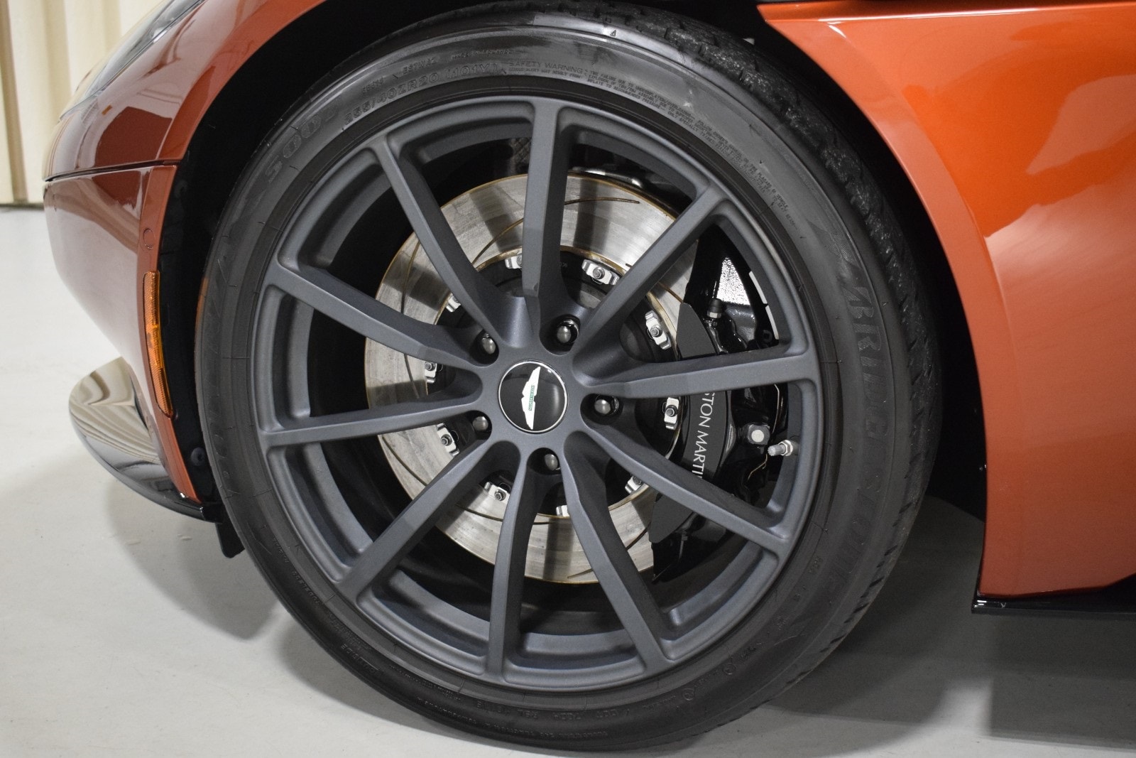 Thumbnail: 2020 Aston Martin DB11 - 6