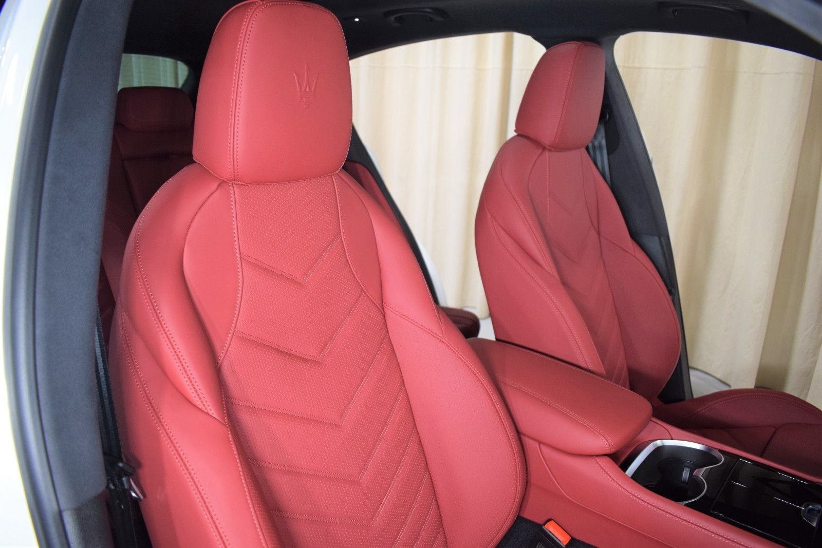 Thumbnail: 2025 Maserati Grecale - 24