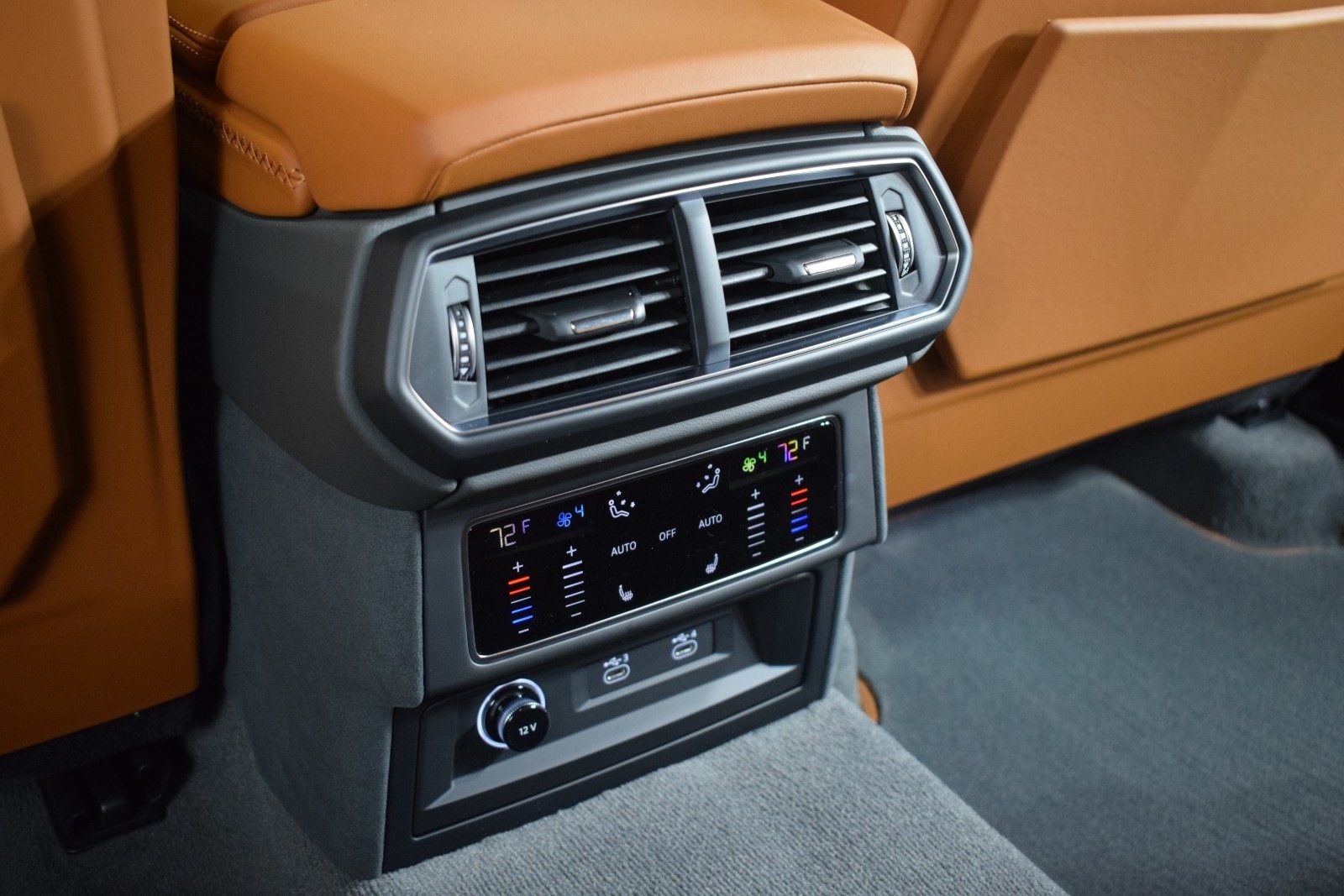 Thumbnail: 2025 Lamborghini Urus - 20