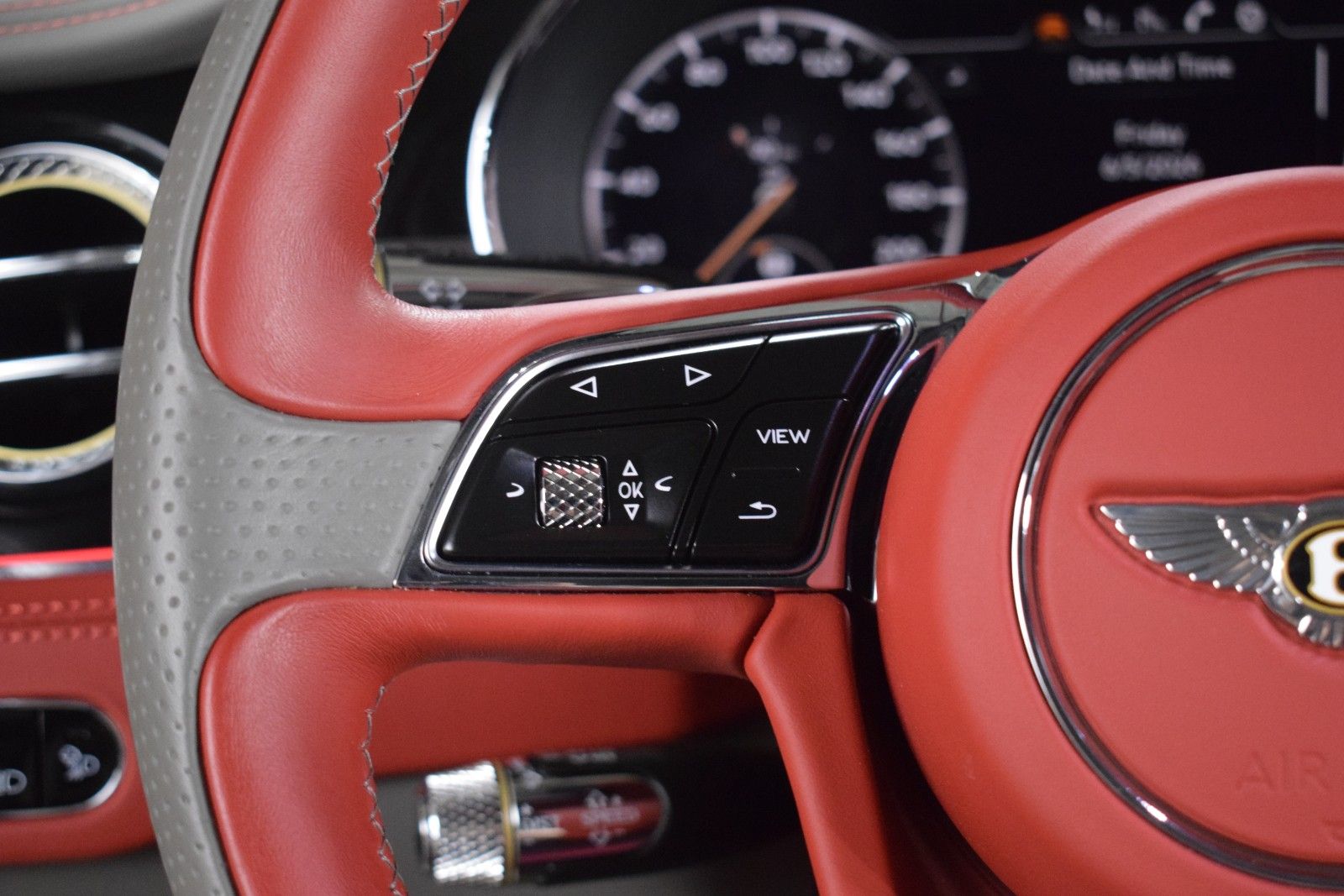 Thumbnail: 2020 Bentley Continental - 25
