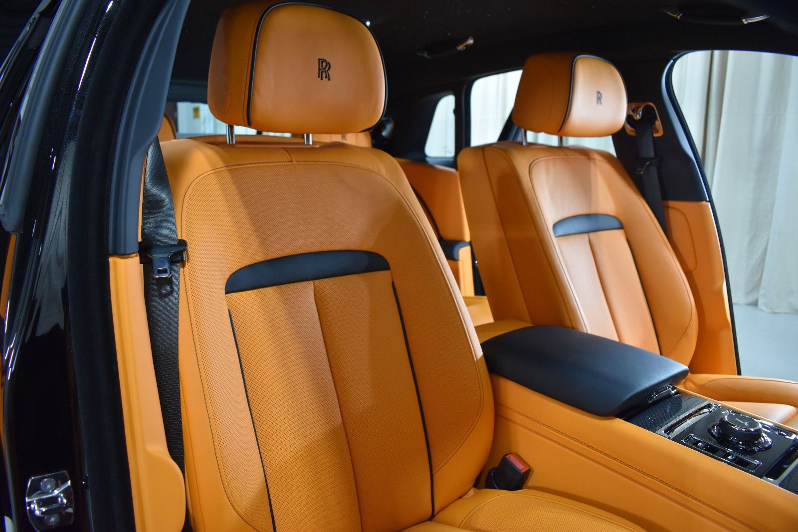 Thumbnail: 2027 Rolls-Royce Ghost - 44