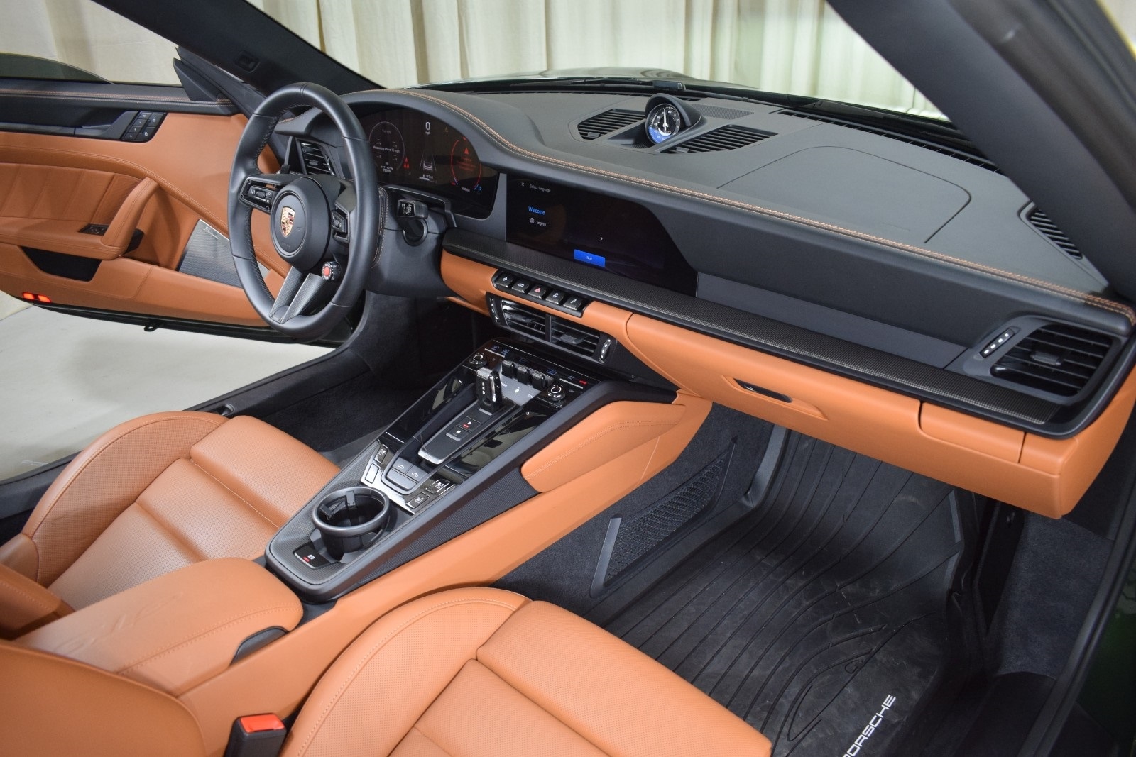 Thumbnail: 2026 Porsche 911 - 23