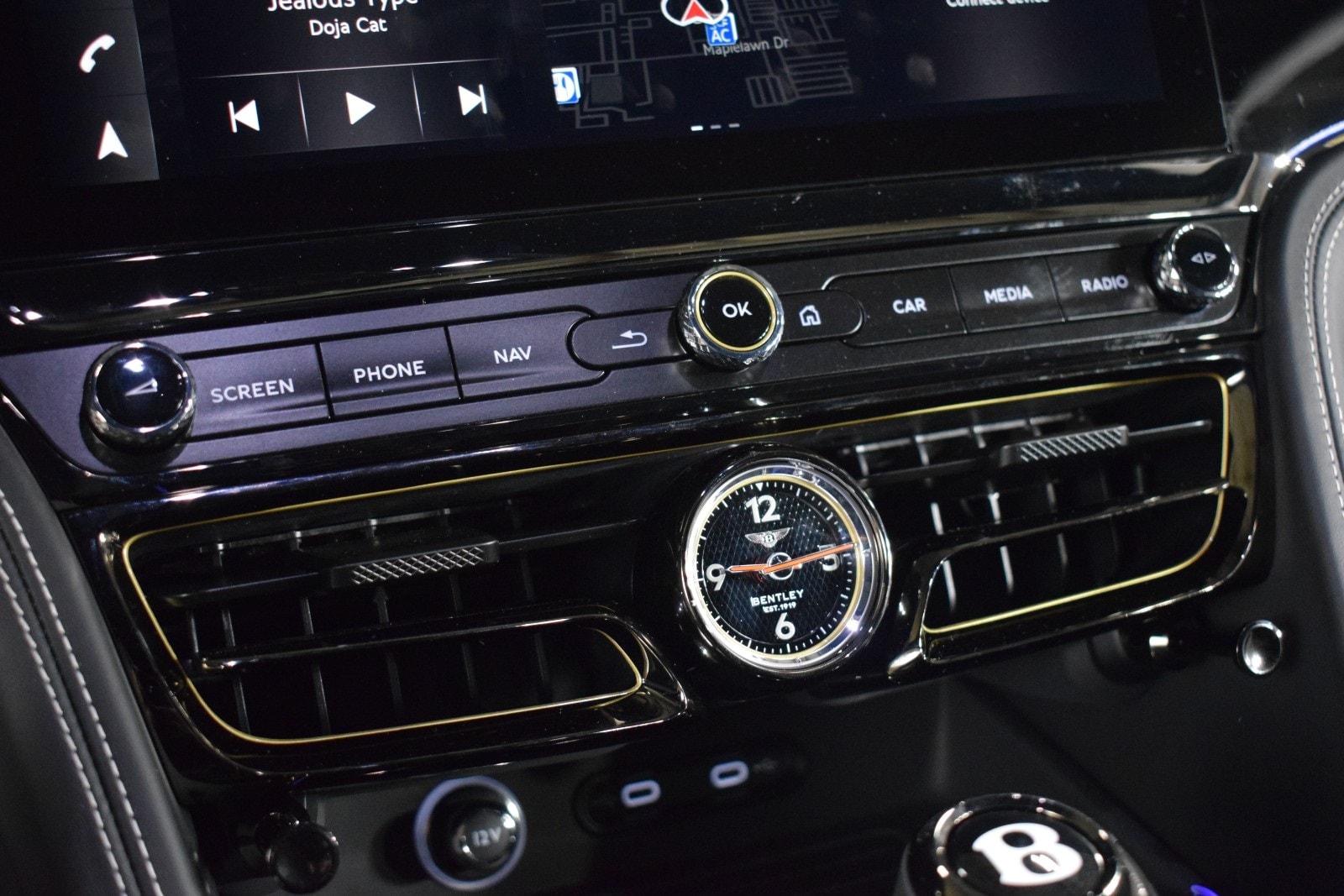 Thumbnail: 2026 Bentley Flying Spur - 32