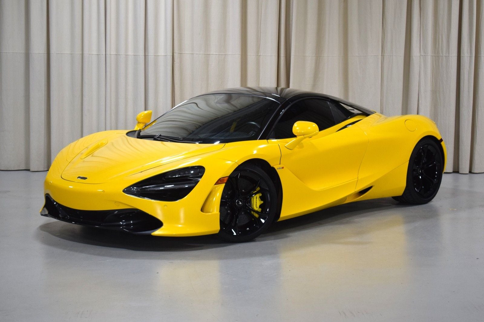 2020 McLaren 720S 4.0 V8 Spider's photo
