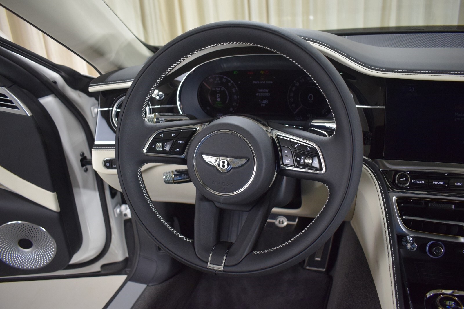 2025 Bentley Flying Spur Speed photo 4