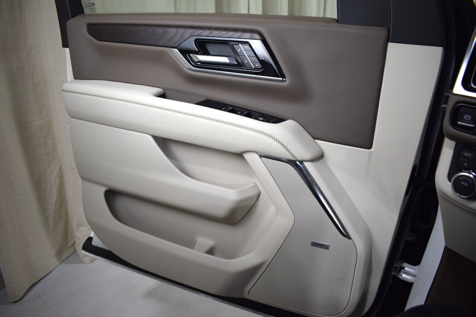 Thumbnail: 2025 GMC Yukon - 38