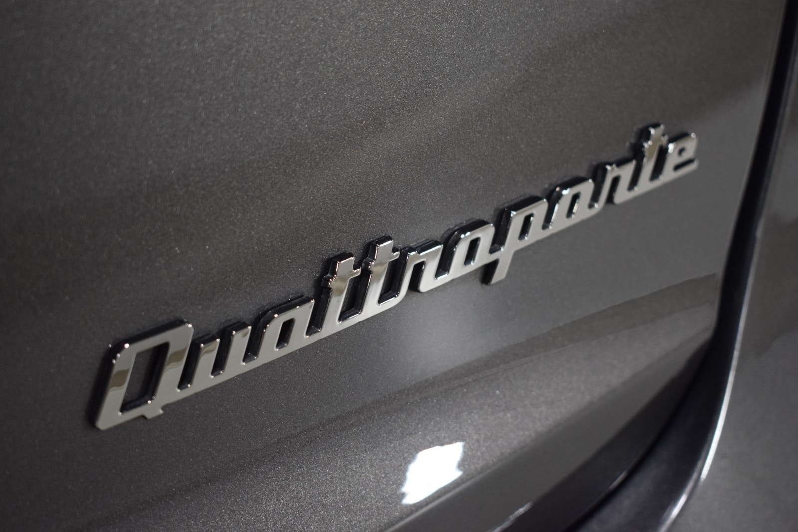 Thumbnail: 2022 Maserati Quattroporte - 12