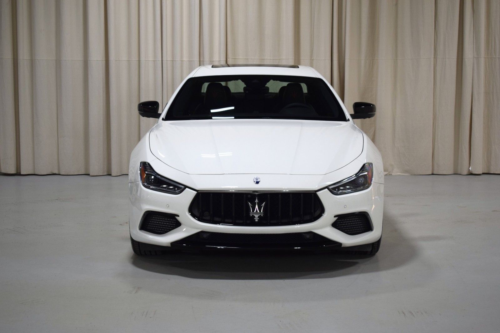 Thumbnail: 2024 Maserati Ghibli - 7