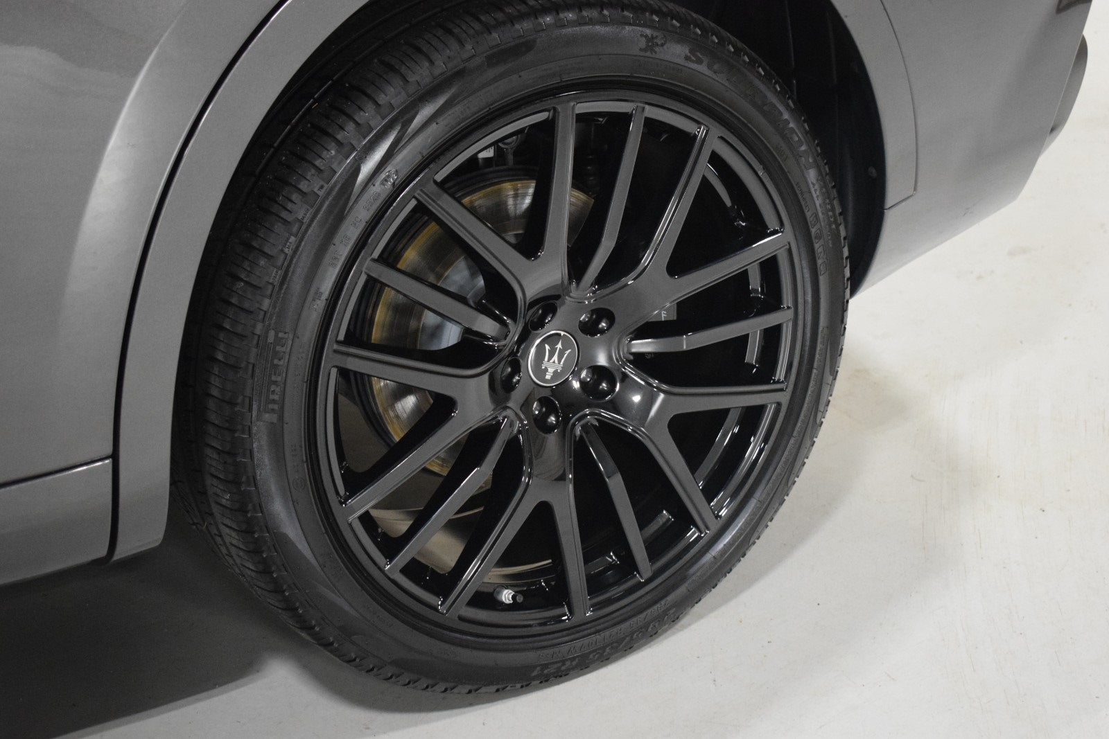 Thumbnail: 2022 Maserati Levante - 7