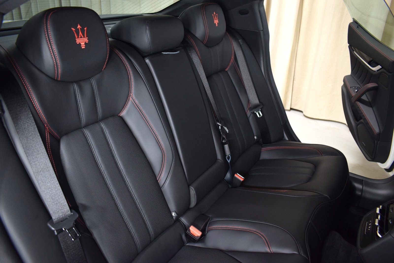 Thumbnail: 2024 Maserati Ghibli - 18