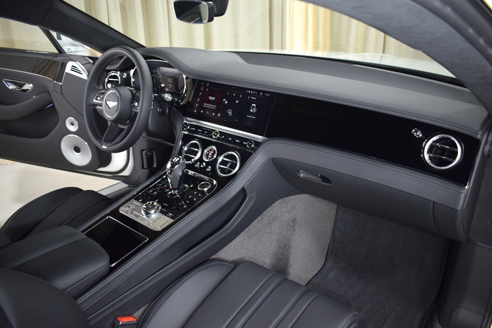 Thumbnail: 2026 Bentley Continental - 23