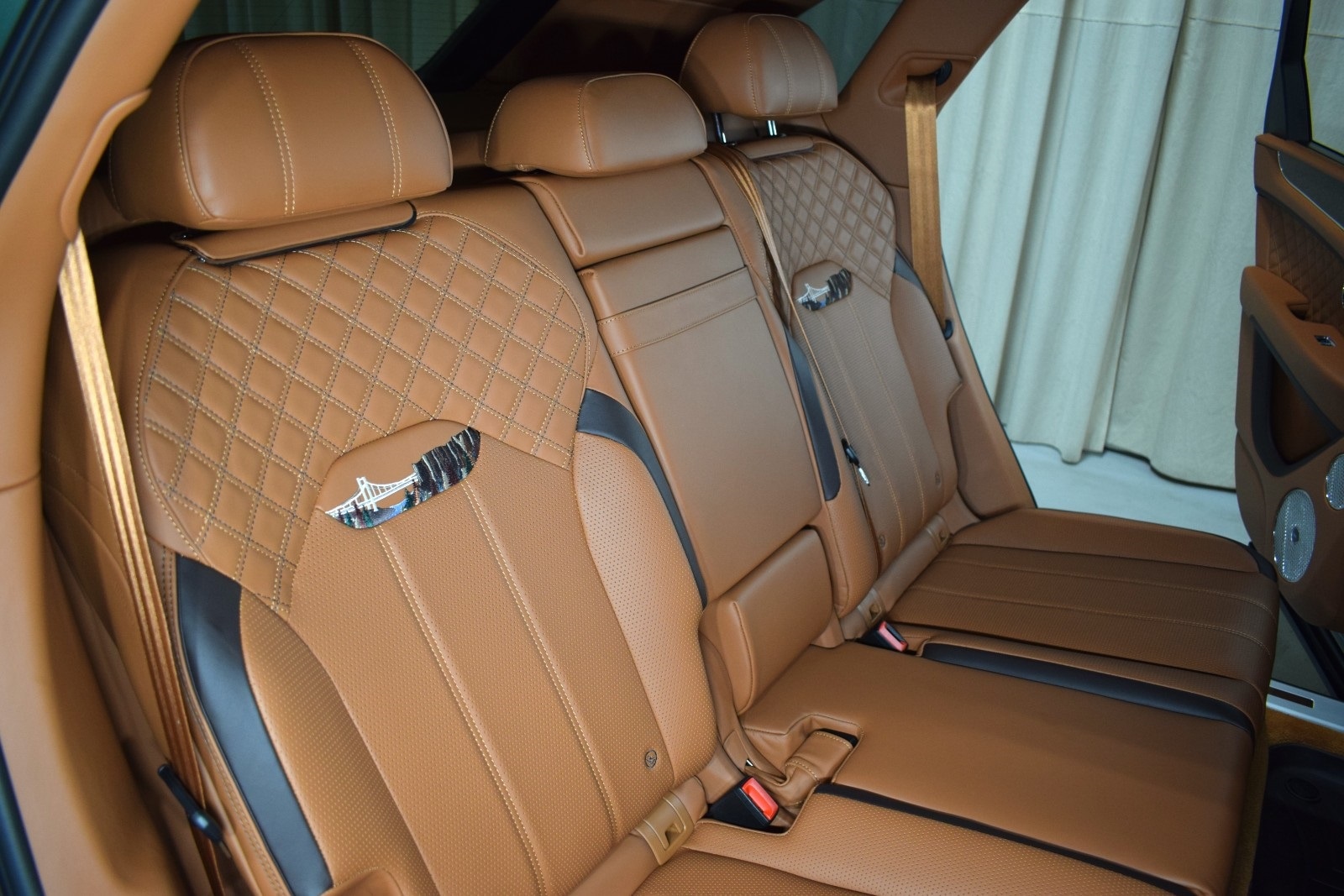 Thumbnail: 2022 Bentley Bentayga - 20