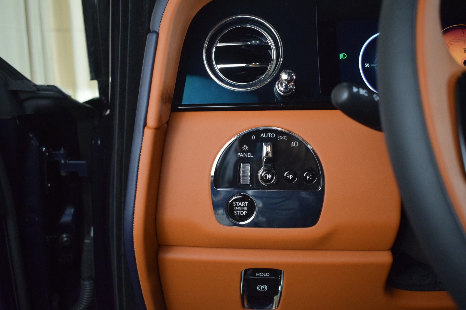 Thumbnail: 2026 Rolls-Royce Cullinan - 28