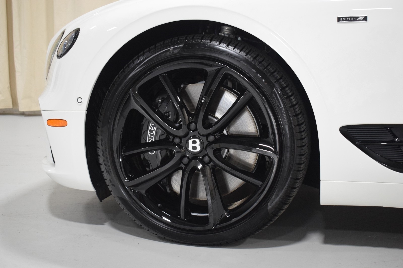 Thumbnail: 2024 Bentley Continental - 17