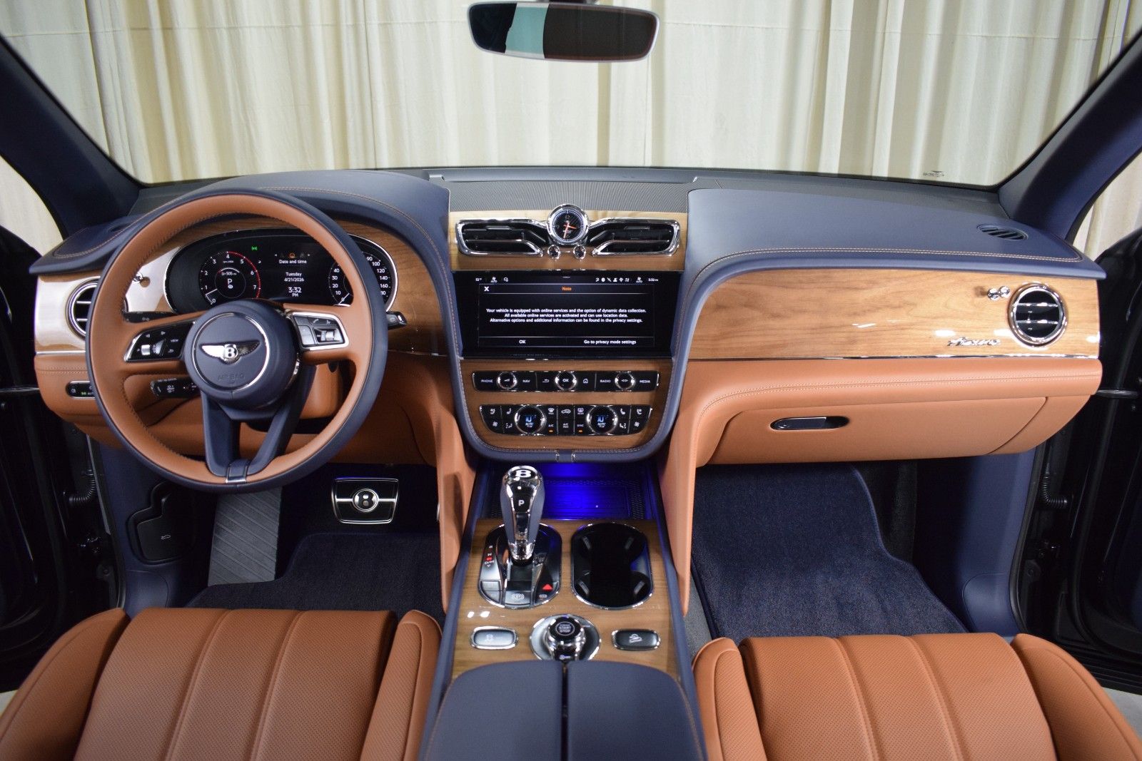 Thumbnail: 2026 Bentley Bentayga - 2