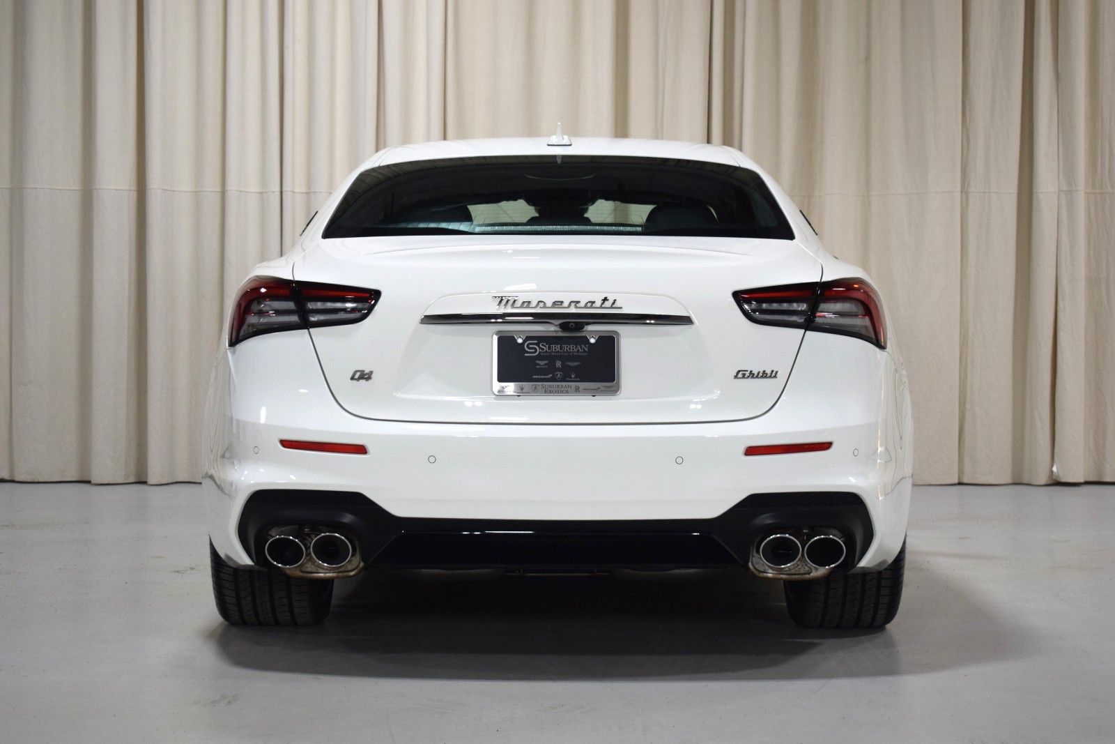 Thumbnail: 2024 Maserati Ghibli - 12