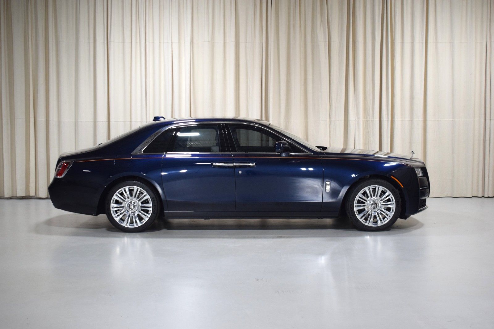 Thumbnail: 2021 Rolls-Royce Ghost - 14